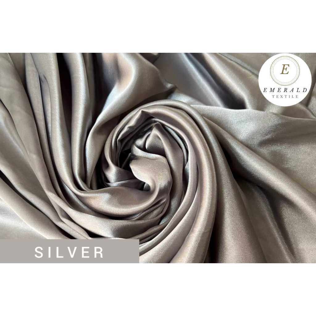 ( BUKAN HIJAB ) SETENGAH METER Kain Satin Charmuse Silk Premium - Silver/Silver Grey ( HARGA PER 50c
