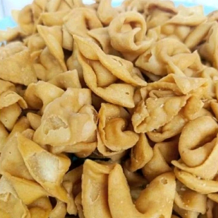 

Keripik Pangsit Lipat Gurih/ Keripik Bawang/ Keripik Bakwan Gurih 500 Gram