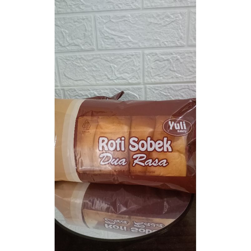 

roti sobek coklat susu