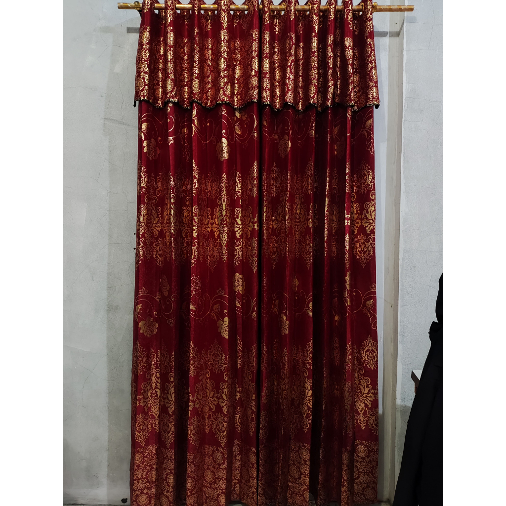 GORDEN BLACKOUT BLUDRU, MOTIF EMAS