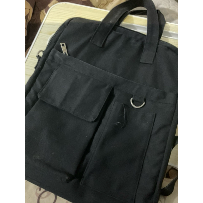 PRELOVED TAS SELEMPANG KULIAH THE EXECUTIVE