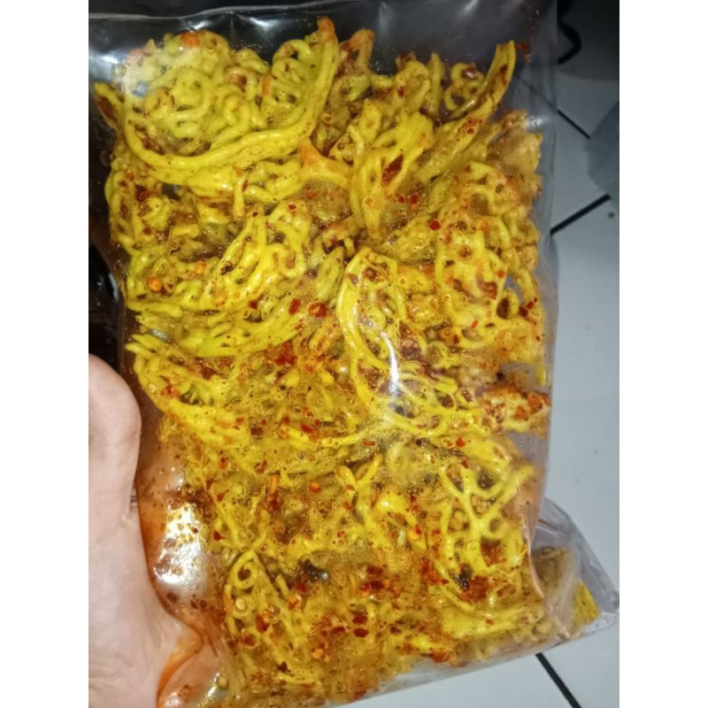 

sebring pukmi (kurupuk mie)