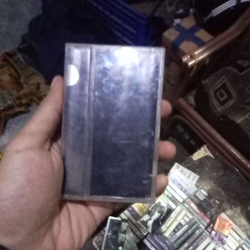 Kaset Pita Metallica Black Album