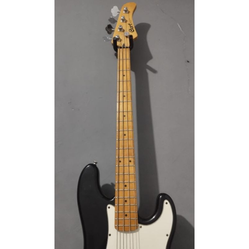 cod gitar bass elektrik second murah merk cort