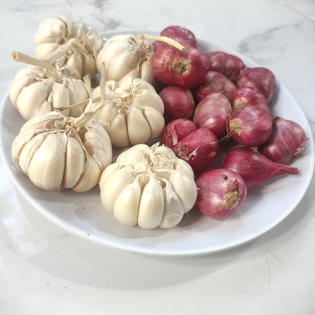 

[BISA COD] PAKET BAWANG MERAH DAN BAWANG PUTIH CAMPUR 1 KG