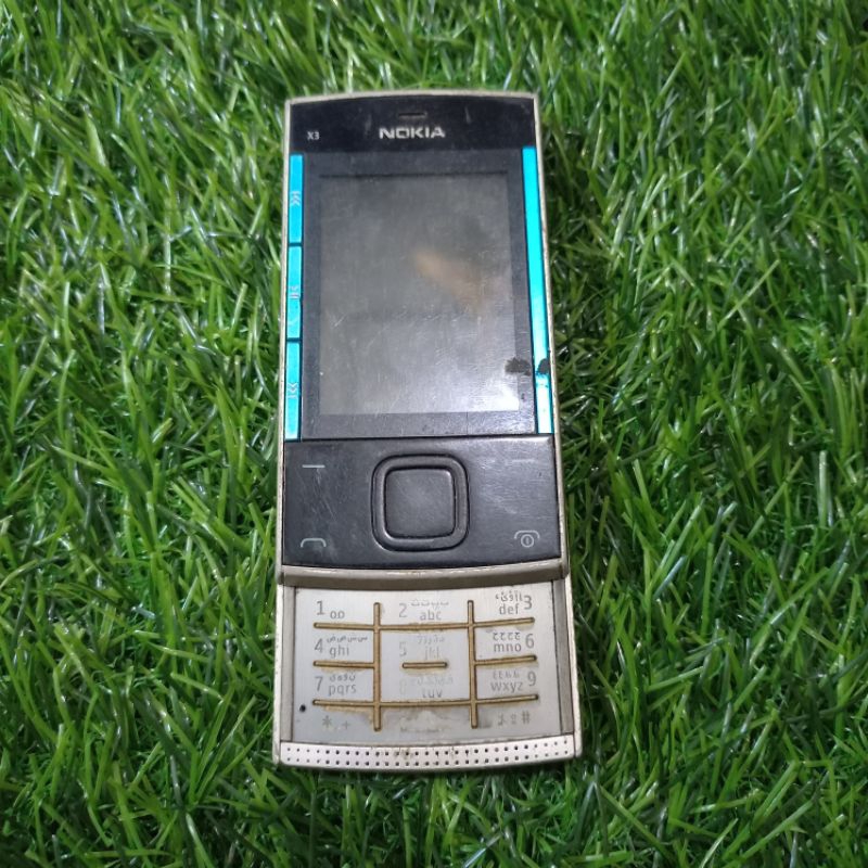 .esin nokia slide model X3-00 type RM-540 normal