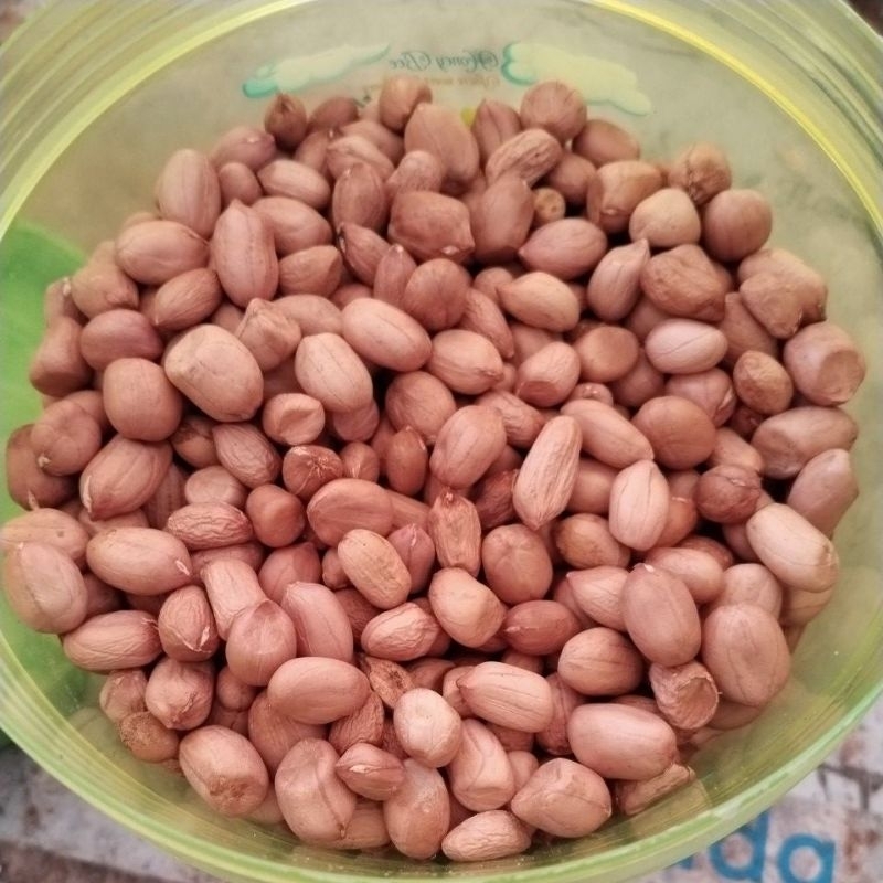 

Kacang tanah kupas 1kilo asli madura
