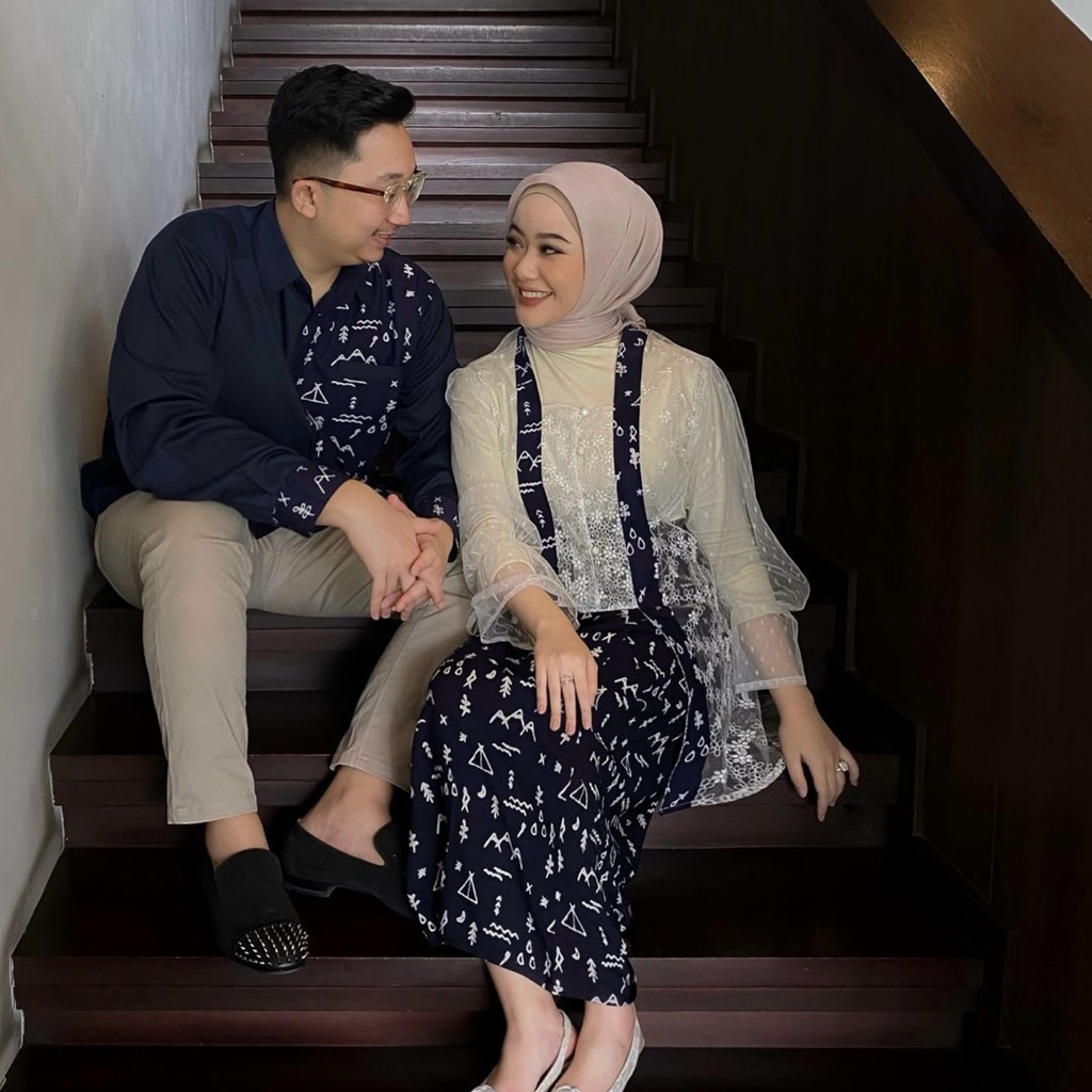 NEW COLLECTION APTA BATIK - ( READY 2 WARNA ) COUPLE KEBAYA KUTU BARU ADHISTY - KEBAYA MODERN BAHAN 