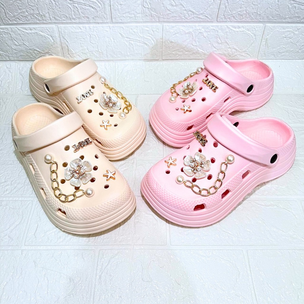 Sandal Wanita Selop Wedges Design Elegant Pesta Indoor Outdoor Kekinian