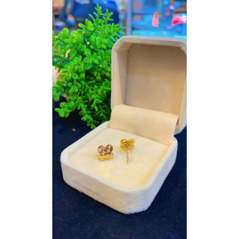 Anting Tusuk Titanium Bunga