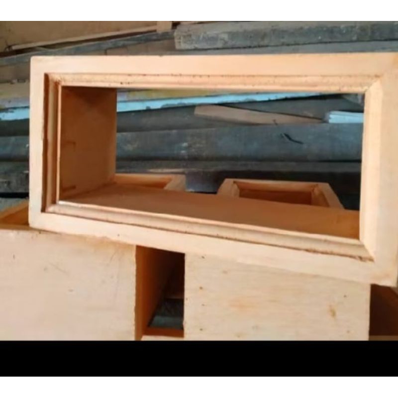 loster/lobang angin2 pintu&jendela