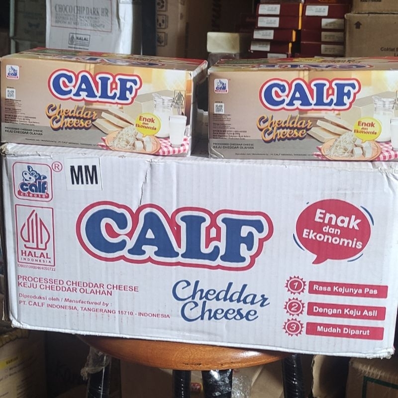 

1 karton keju cheddar calf 200gr