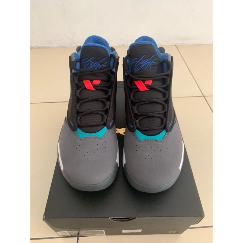 Sepatu Basket Nike Air Jorfan Max Aura 4 (100% Original)