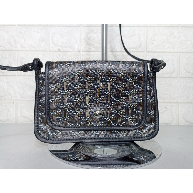 tas selempang goyard hitam preloved