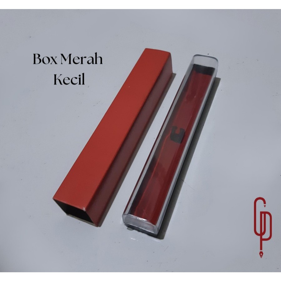 

Box Pulpen Mika Merah Ukuran Kecil Kotak Mika Merah Kecil Kotak Pulpen