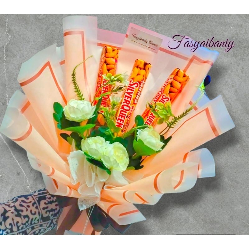 

buket snack - buket coklat - buket makanan - boquet - fasyaibaniy