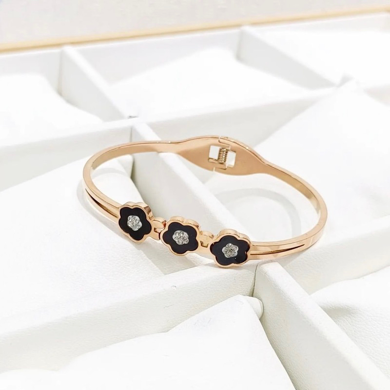 Gelang titanium bangle vc bunga plum blossom diamond