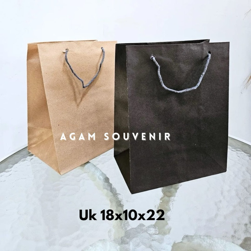 

PAPERBAG 18x10x22 HITAM COKELAT [ MINIMAL 12 ] , untuk wafer tempat minum souvenir dll
