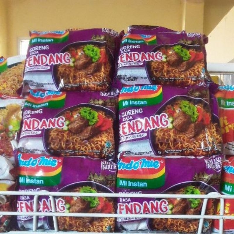 

indomie goreng rendang