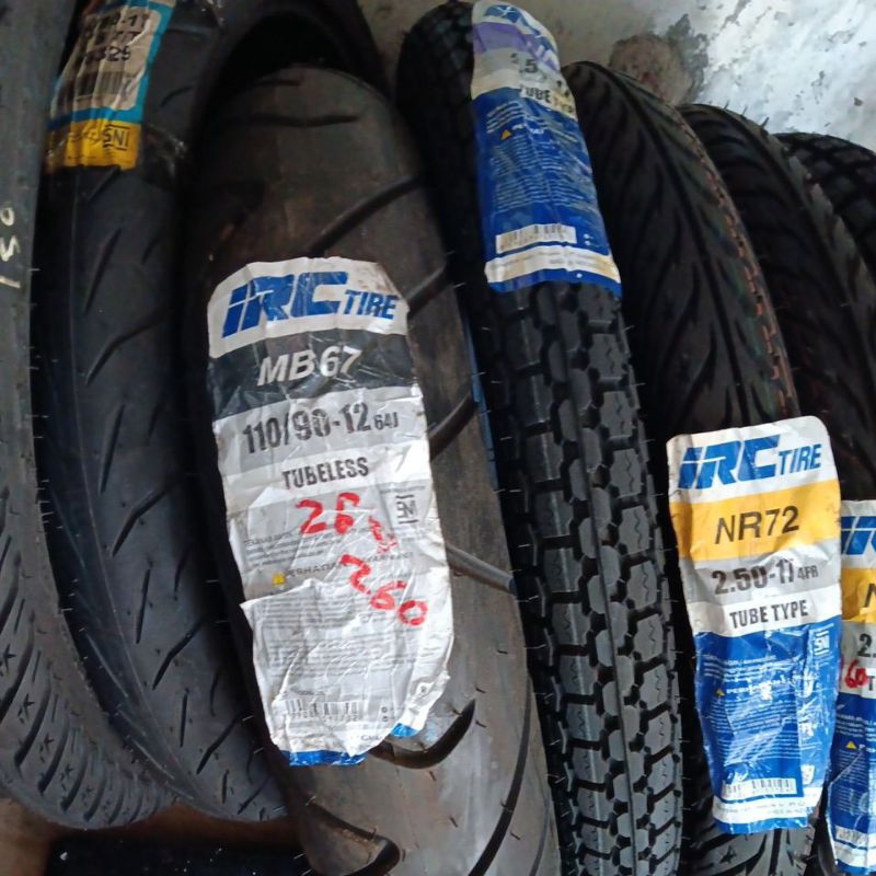 ban belakang Scoopy donat IRC ring 12 ukuran 110/90 12 merk IRC