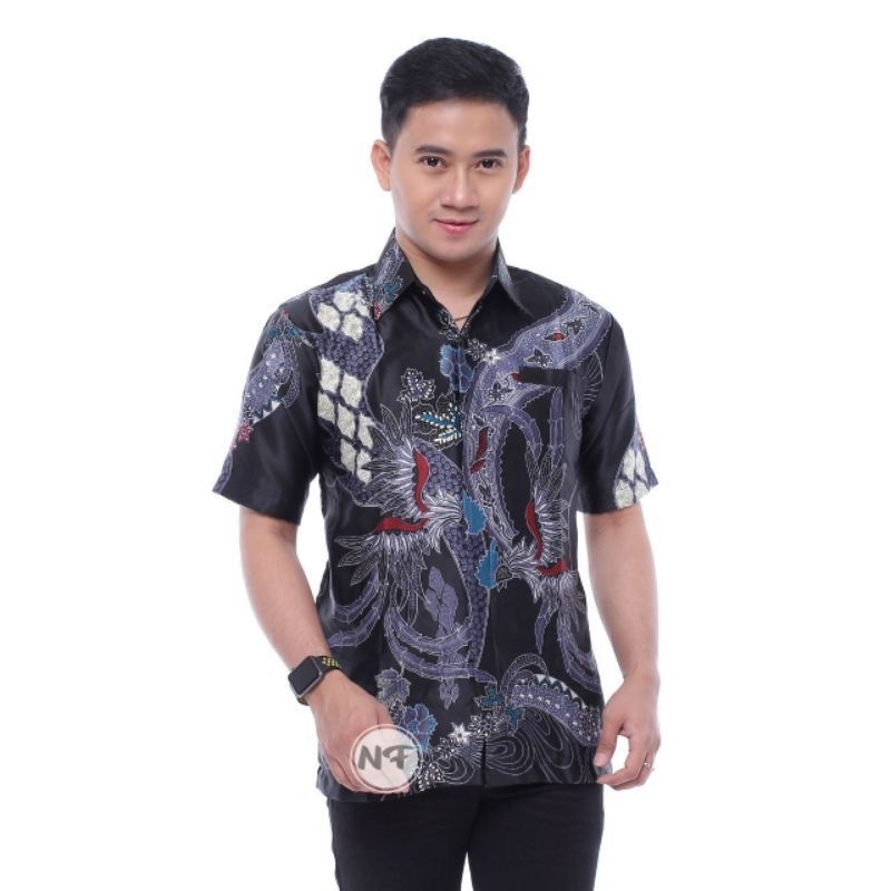 KEMEJA BATIK SEMI SUTRA SILKY PREMIUM BERFURING LENGAN PENDEK BATIK PRIA LENGAN PENDEK  CLASIK SUTRA