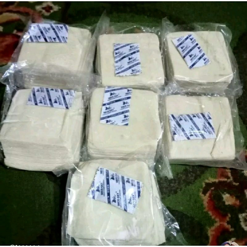 

Kulit dimsum kotak isi 50 lembar ukuran 7 - 10 cm
