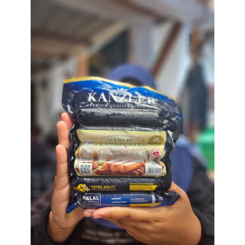 

Kanzler Sosis Garlic Frankfurter 300gr isi 5pcs