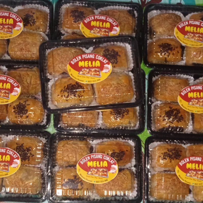 

BOLEN PISANG COKLAT