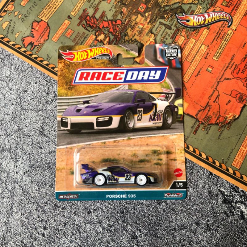[ HKC59 ] Hot Wheels Premium Race Day Porsche 935 - Mainan Mobil Balap