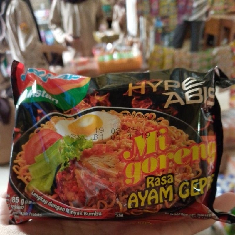 

Indomie ayam geprek