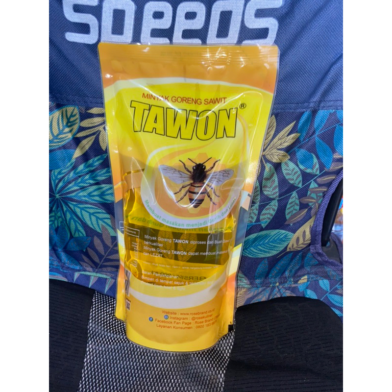 

MINYAK KELAPA SAWIT TAWON 900Ml