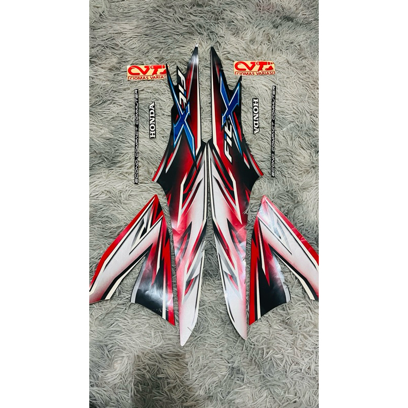 STIKER STRIPING BODY MOTOR SUPRA FIT X 2008