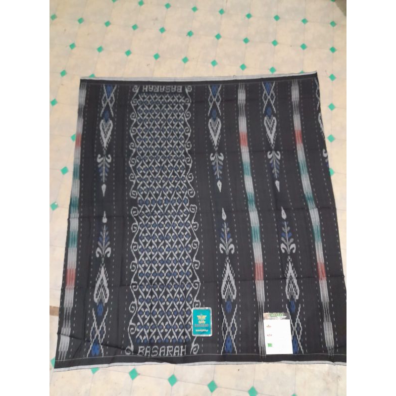 Sarung Basarah , sarung tenun , kain sutra,  sarung sutra