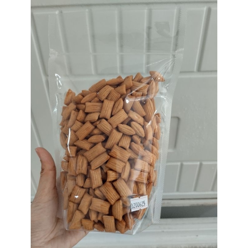 

Cemilan Kue Pangpang manis uk 250 gr