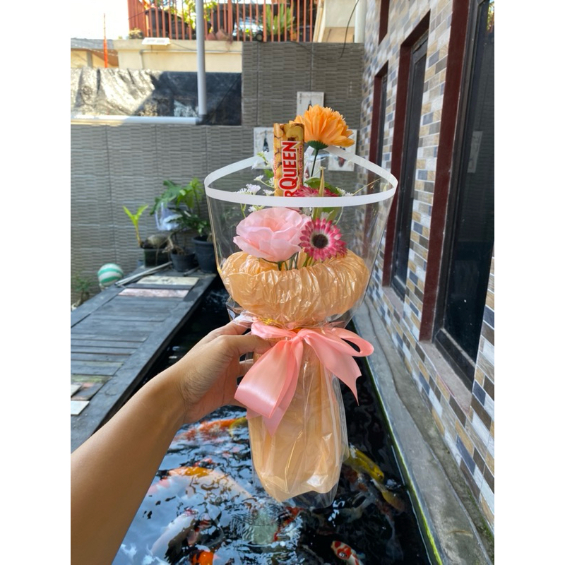 

READY STOCK russian buket / rounded buket/ buket snack / buket bunga / buket murah / Buket graduation