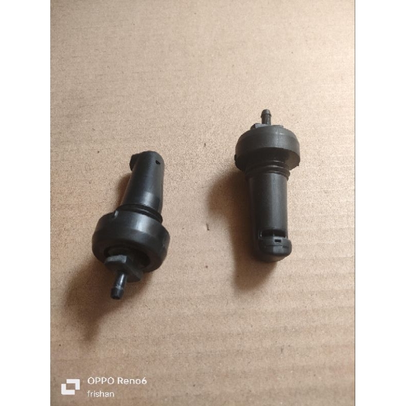 NOZZLE AIR WIPER HINO DUTRO ORIGINAL