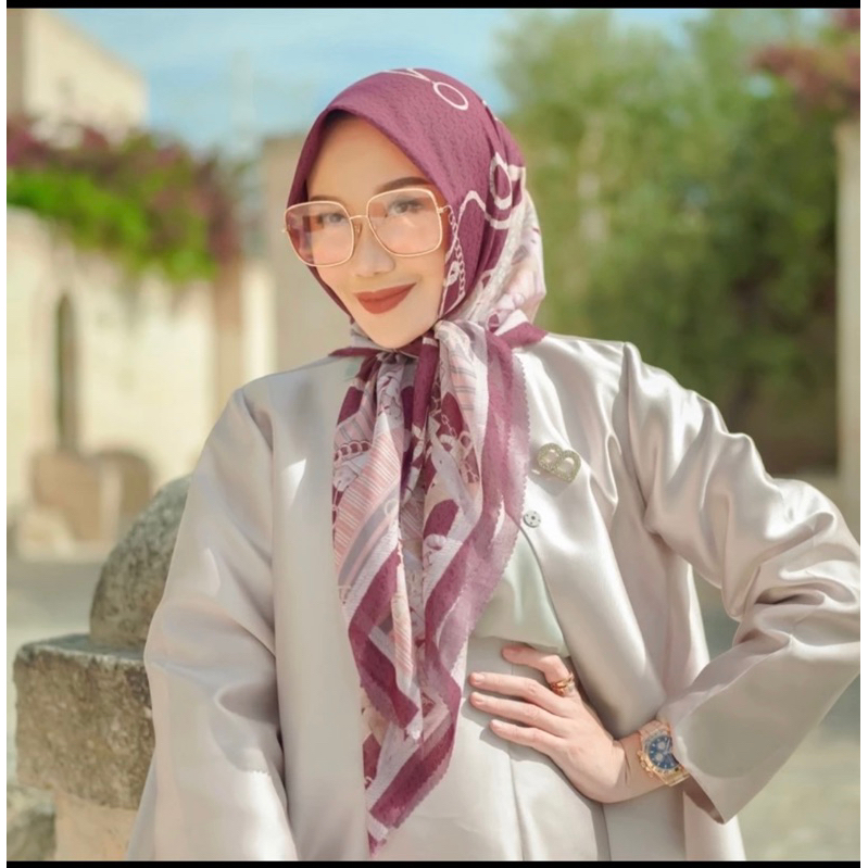 Buttonscarves chain Series 2