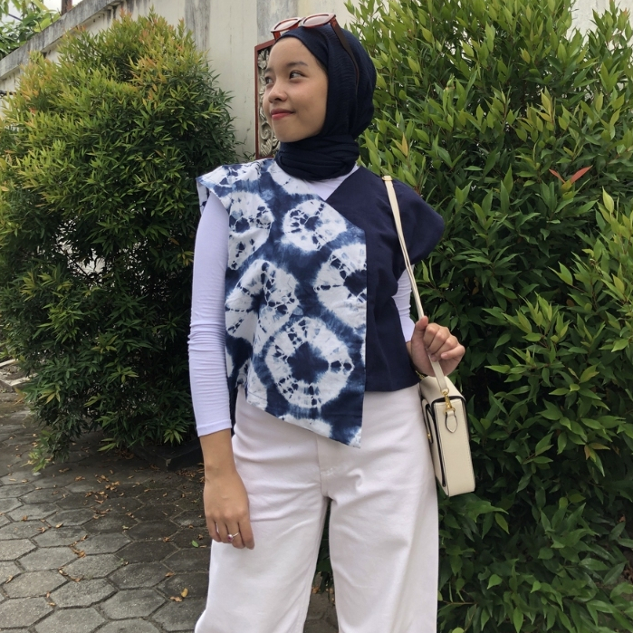 Kaja Shibori - Outer Wanita Crop Shibori Kombinasi Polos (Nuka Outer)