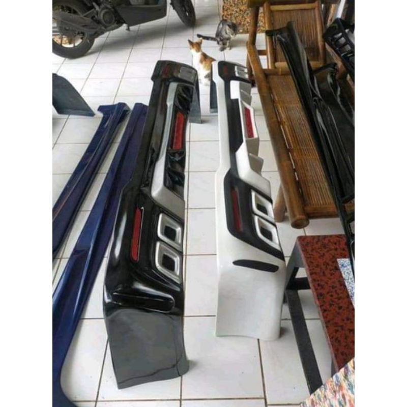 bodykit belakang Avanza Xenia 2012-2014 luxury