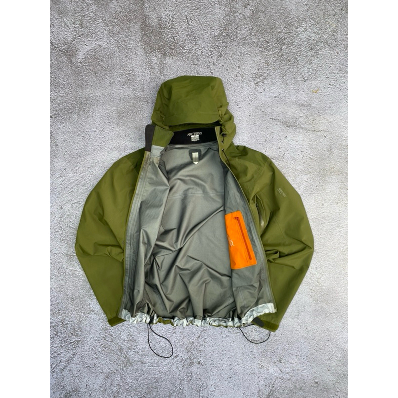 (SOLD) Arcteryx Beta Ar