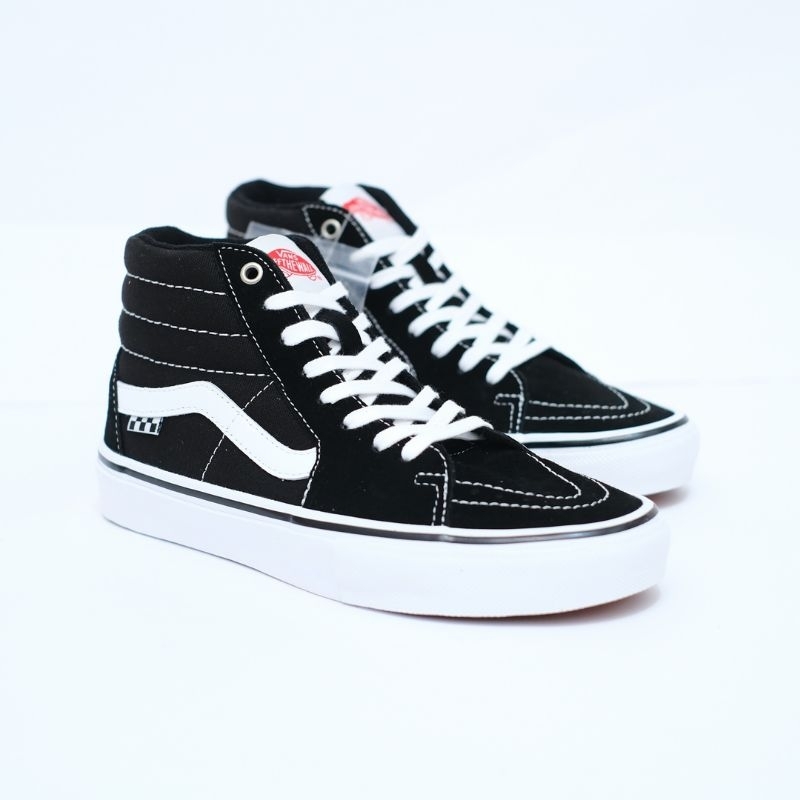 SKATE SK8 HI BLACK WHITE
