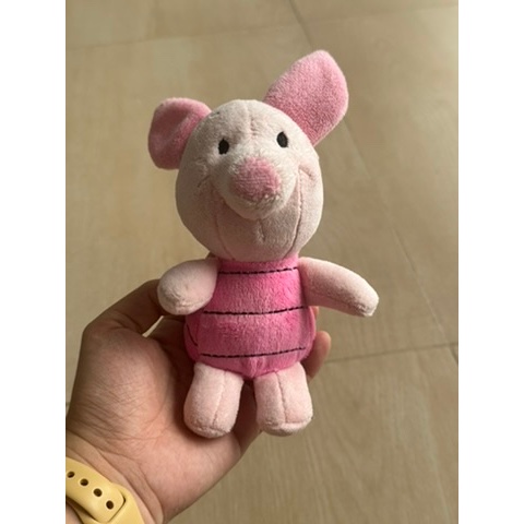 boneka piglet winnie the pooh