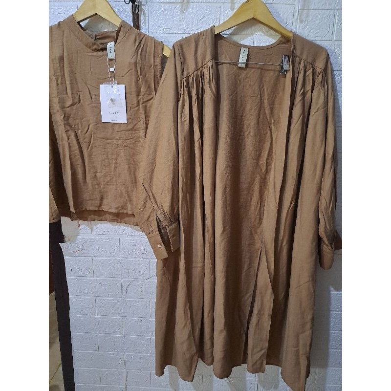 (SOLD) setelan aleza.setelan outer.aleza label