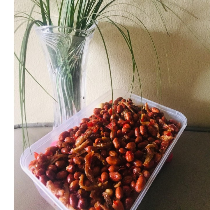 

PROMO 2 BUNGKUS TERI KACANG PEDAS - MANIS TANPA PENGAWET SERBA 25 GR / KEMASAN SACHET