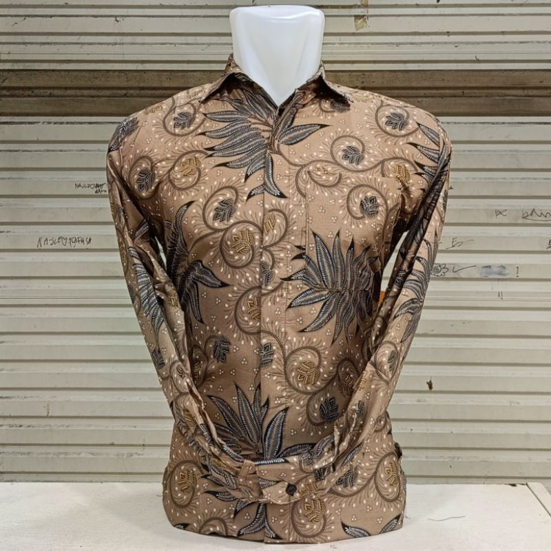 Fatih Batik Medan - Batik Pria Lengan Panjang Cokelat KM77225 Seragam Batik Cowok Pesta Pernikahan D
