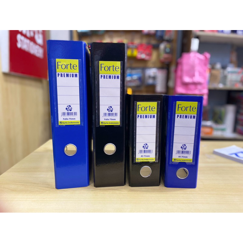

ordner merek forte ukuran A5 75mm dan F4 75mm warna hitam dan biru