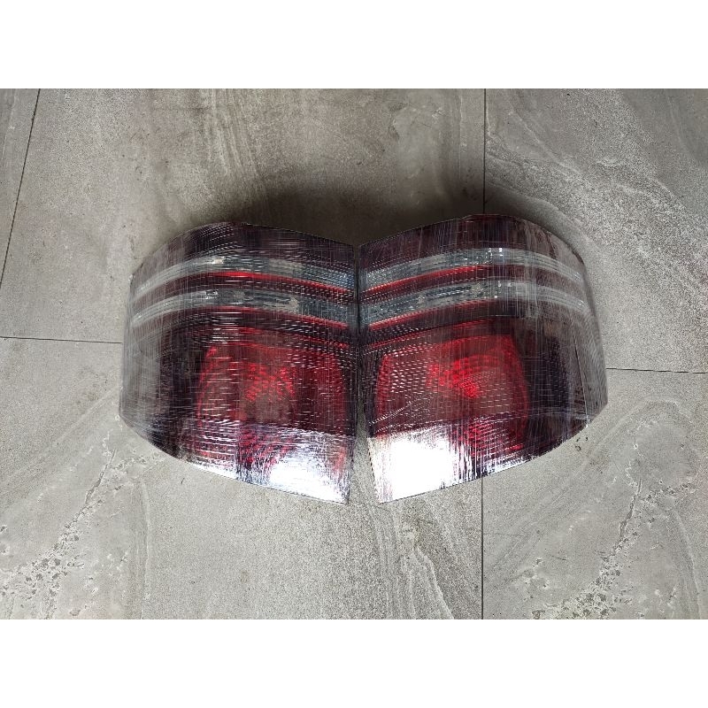 stoplamp Toyota Alphard 2006