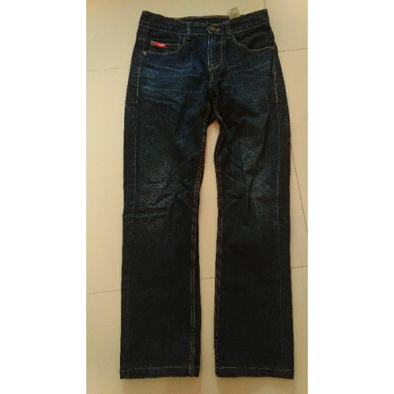 celana jeans bekas Lee Cooper