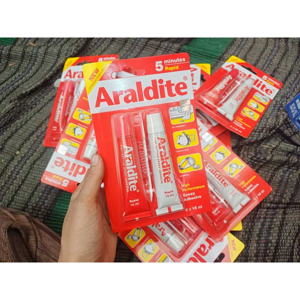 

Lem Epoxy besi ARALDITE rapid merah ASLI putih