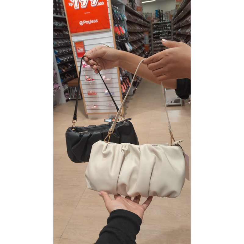 Payless Chrissie Accessories Nara Baguette Bag harga normal 399.000